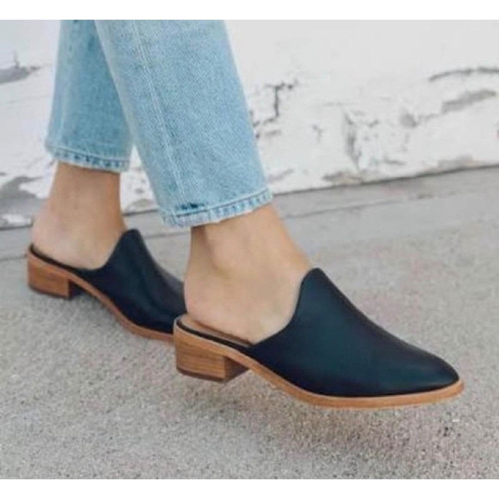 Soludos Venetian Mules Black Leather Pointed Toe Stacked Block Heel Size 7.5